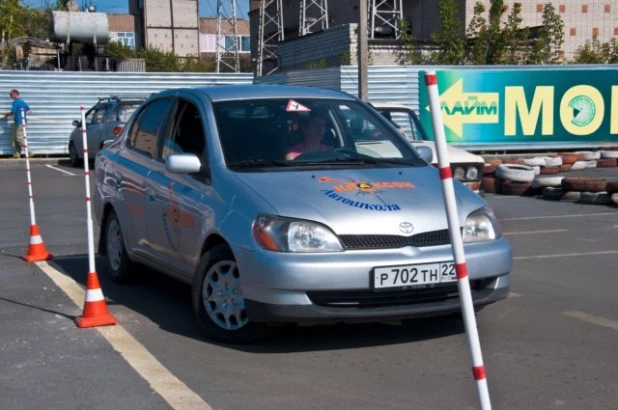 Учебные автомобили в Барнауле