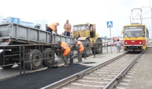 В Барнауле капитально отремонтировали остановочную площадку на ул. Попова.