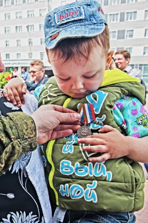 Алтайские ополченцы получили награды.