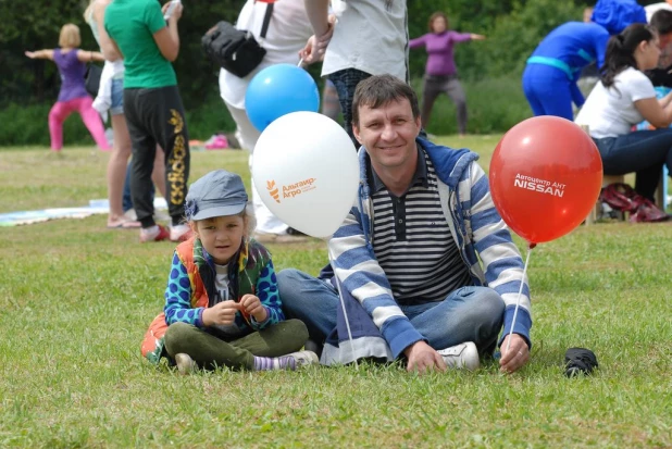 В Барнауле прошел большой городской пикник "Поляна".