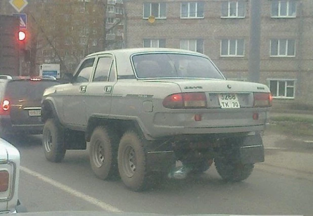 Безбашенные автомобилисты.