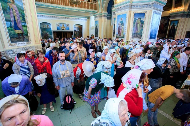 Крестный ход в Барнауле. 28 июня 2015 года.