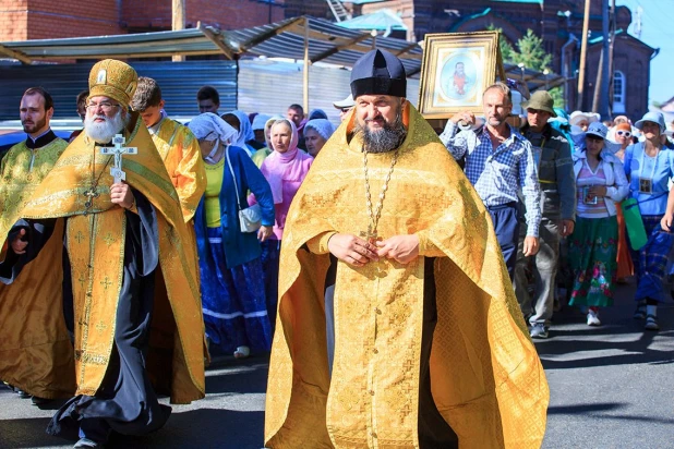 Крестный ход в Барнауле. 28 июня 2015 года.