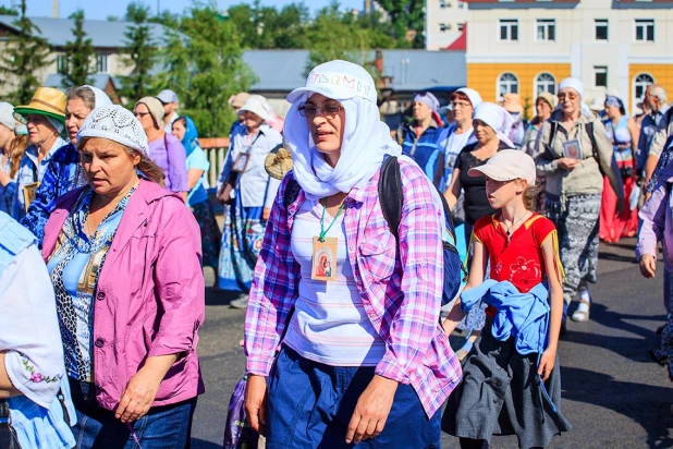 Крестный ход в Барнауле. 28 июня 2015 года.