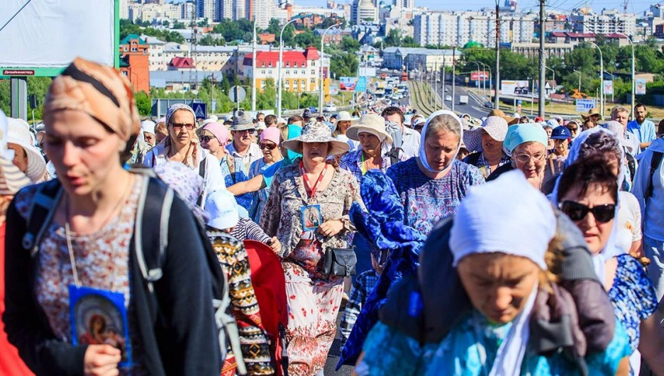 Крестный ход в Барнауле. 28 июня 2015 года.