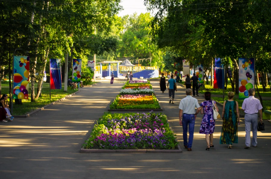 Будущий рекреационный комплекс &quot;Парк Центрального района с аптекарским садом&quot; в Барнауле. Июнь, 2015.