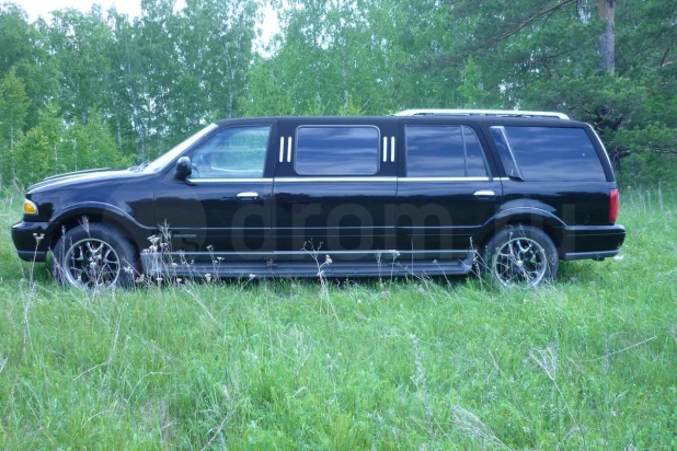 Lincoln Navigator President в Барнауле