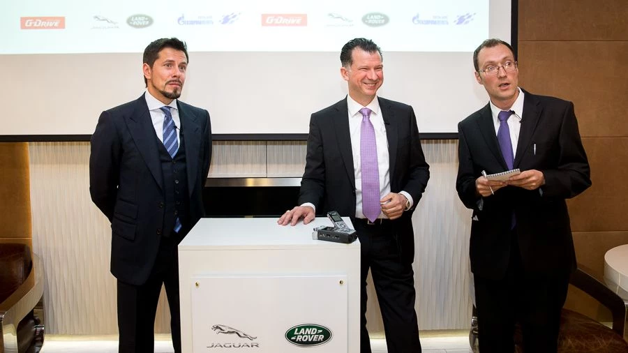 &quot;Газпром нефть&quot; и Jaguar Land Rover Россия объявили о партнерстве.