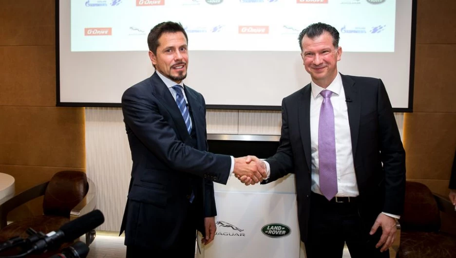"Газпром нефть" и Jaguar Land Rover Россия объявили о партнерстве.