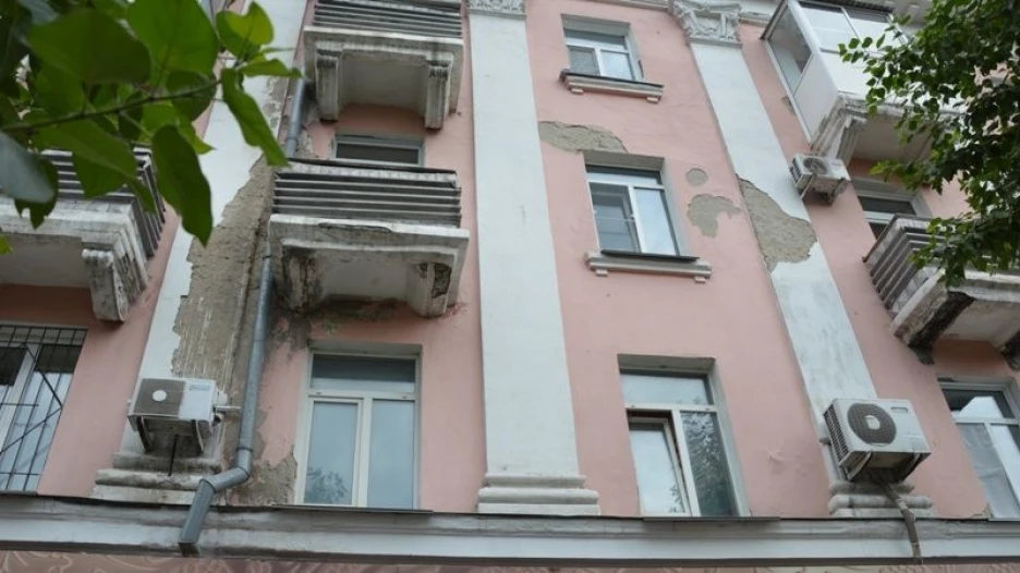 Ремонт фасада на пр. Ленина.