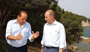 Сильвио Берлускони и Владимир Путин. Сардиния, 2003 год.