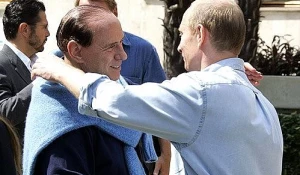 Сильвио Берлускони и Владимир Путин. Сочи, 2005 год.