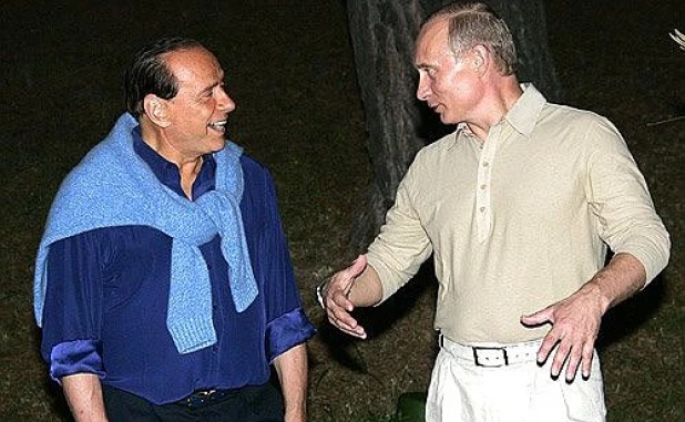 Сильвио Берлускони и Владимир Путин. Сочи, 2005 год.