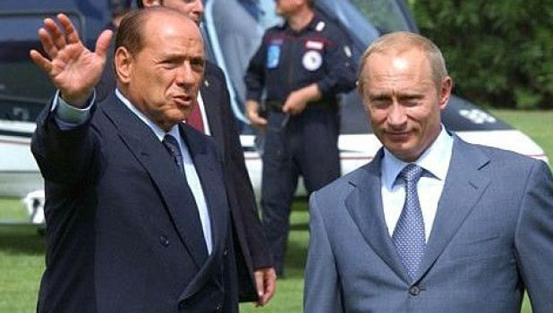 Сильвио Берлускони и Владимир Путин. Сардиния, 2003 год.