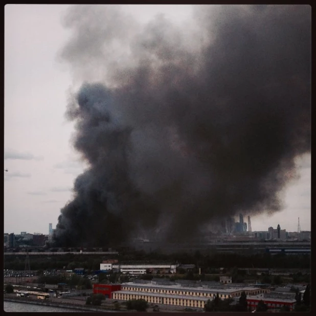 В Москве на территории ЗИЛа произошел крупный пожар.