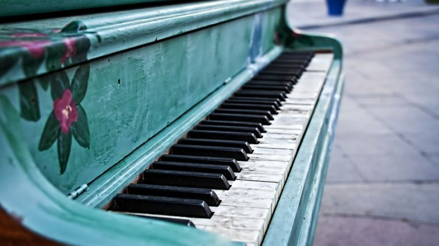 Пианино.