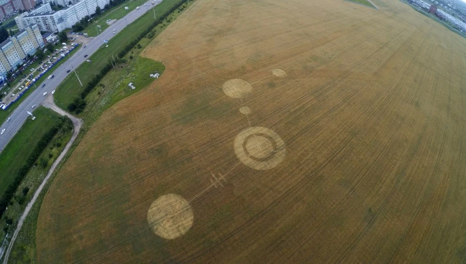 Круги на поле в Тольятти.