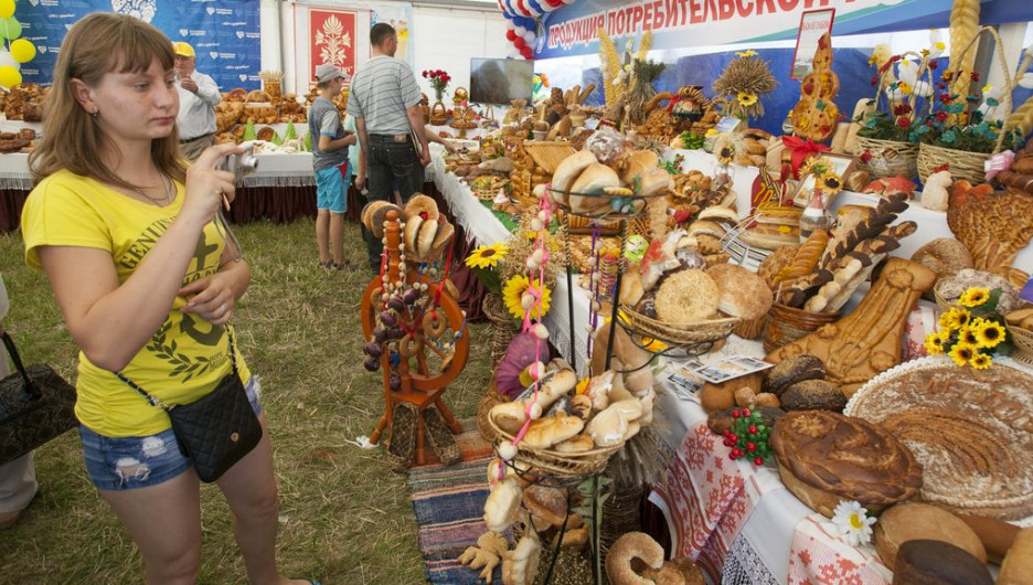 "Праздник Хлеба" на Алтае. Павловский район, 16 июля 2015 года.