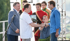 Александр Карлин, Владимир Мединский и Константин Балакирев. Сростки, 25 июля 2015 года.