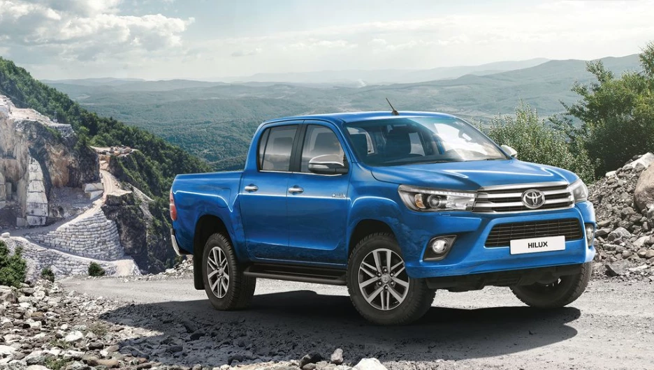 8-е поколение легендарного рамного пикапа Toyota Hilux.