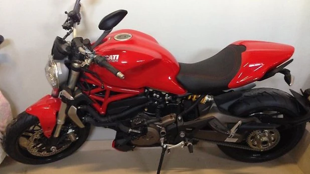 Ducati Monster 1200