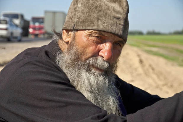 Алтайские служители православной церкви.