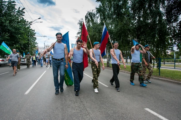 В Барнауле прошел День ВДВ.