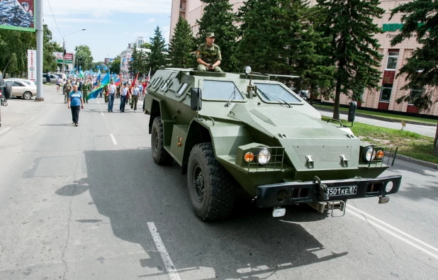 В Барнауле прошел День ВДВ.