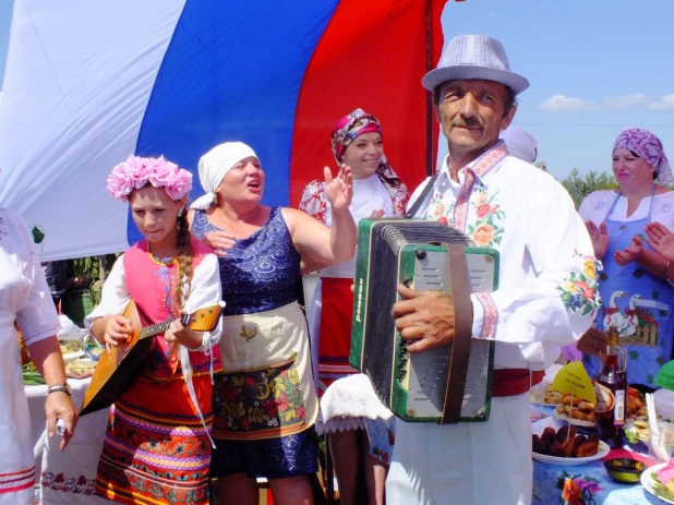 На Алтае прошел фестиваль вареника "Всэ будэ смачно!"