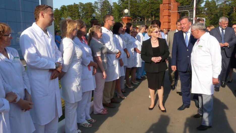 Торжестенное открытие нового корпуса онкоцентра "Надежда". Барнаул, 3 августа 2015 года.