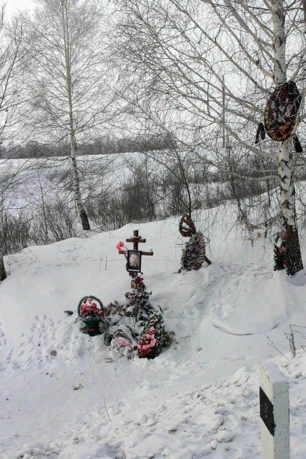 На месте гибели Михаила Евдокимова до установления часовни.