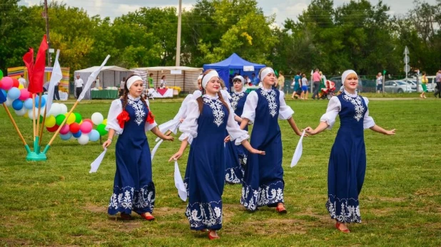 Празднование юбилея Усть-Калманского района.