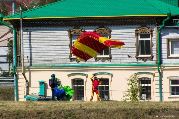 Авиашоу в Барнауле.