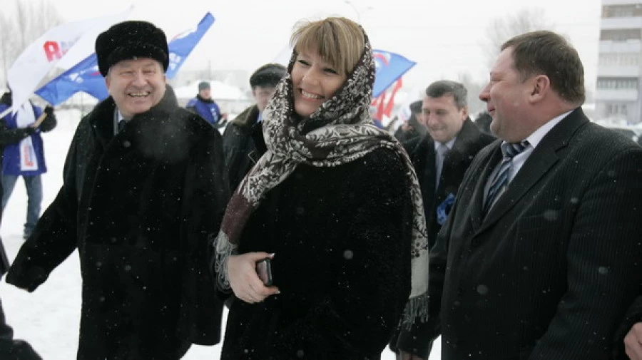 На открытие нового барнаульского спорткомплекса была приглашена вице-спикер Госдумы, олимпийская чемпионка Светлана Журова.