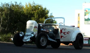 В Барнауле построили необычный хот-род 