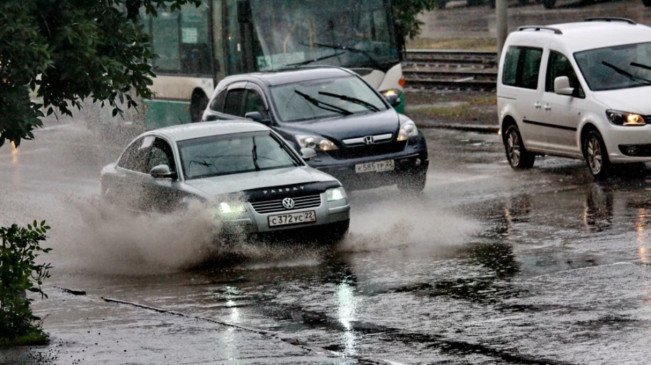 Автомобили в Барнауле