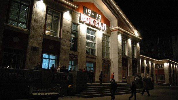 Железнодорожный вокзал в Барнауле.