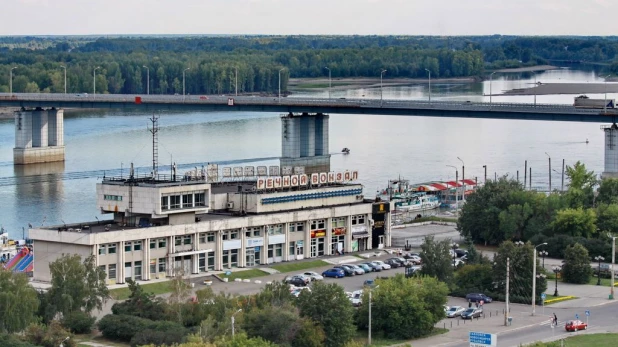 Вид на Барнаул и Новый мост.