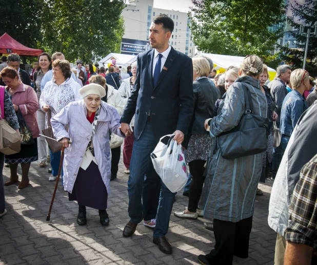 Праздник сыра. Барнаул, 5 сентября 2015 года.