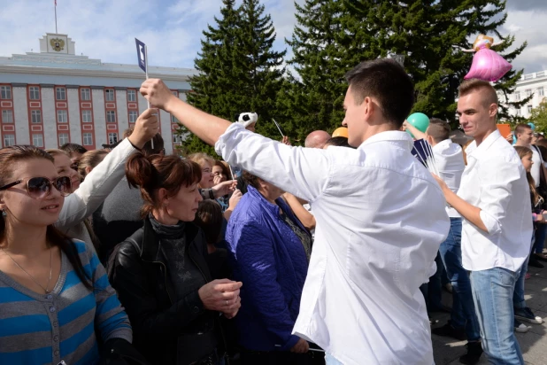 В Барнауле презентовали туристическую эмблему города.