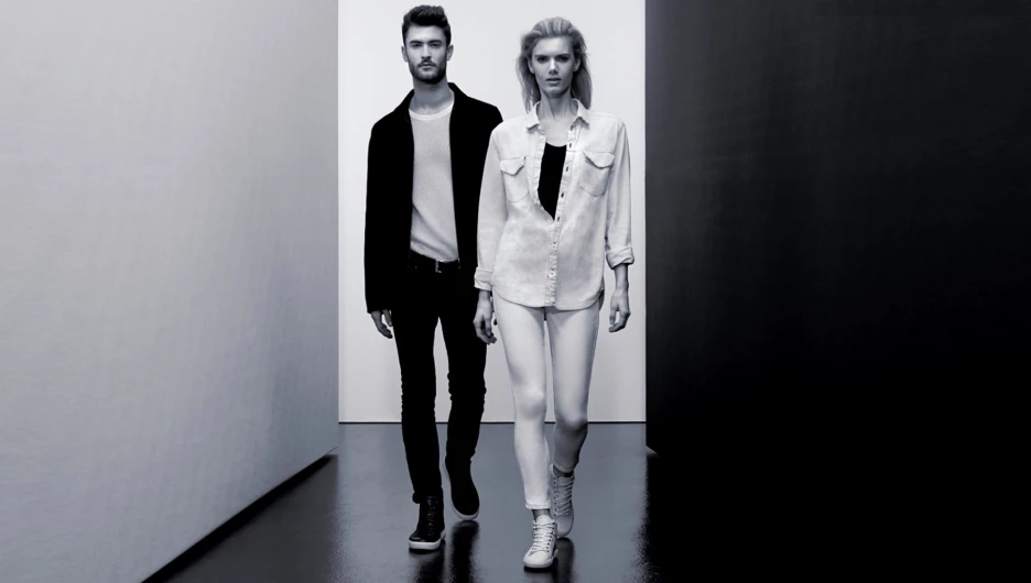 Soft 7 - это лаконичные линии, монохромная палитра и красивая мягкая кожа, к которой хочется прикоснуться.