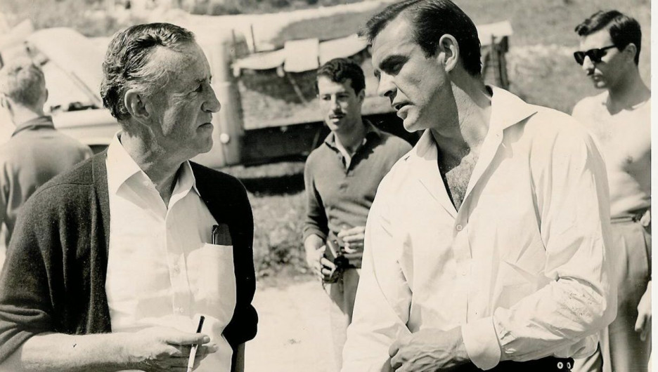 Писатель Ян Флеминг и актёр Шон Коннери, испонитель роли агента 007. Великобритания. 50-е.