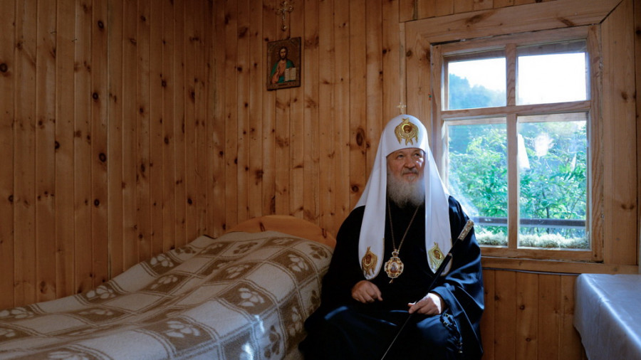 Патриарший визит в Горноалтайскую епархию. Посещение архиерейского подворья в честь святителя Макария на реке Катунь.