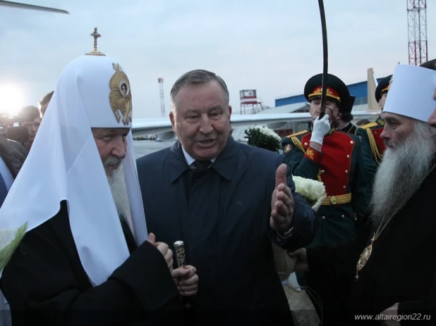 Патриарх Кирилл прибыл в Барнаул.