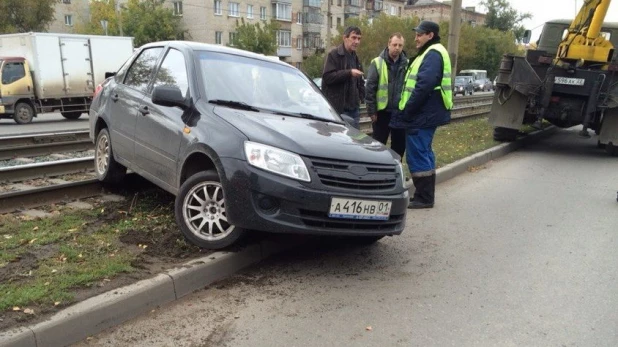 ДТП на ул. Малахова.