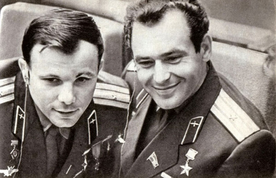 Юрий Гагарин и Герман Титов.