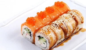 Популярная акция "Второй ролл в подарок" возвращается.