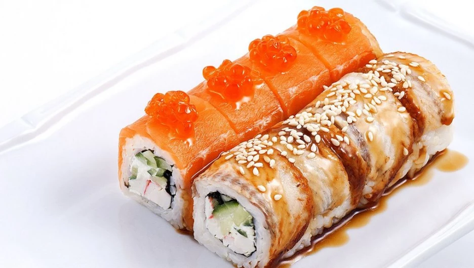 Популярная акция "Второй ролл в подарок" возвращается.