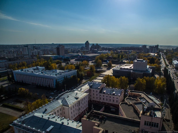 Осенний Барнаул с высоты птичьего полета.