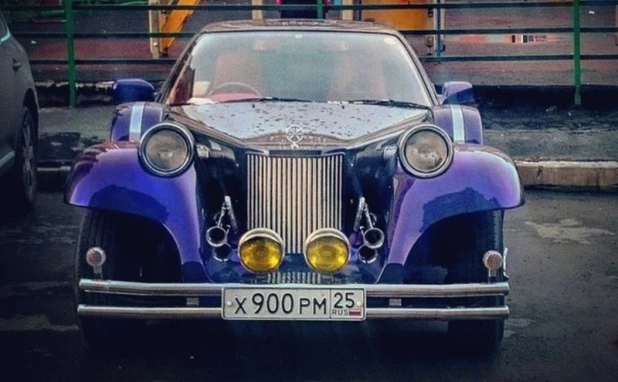 Уникальный японский автомобиль Mitsuoka Le-Seyde.